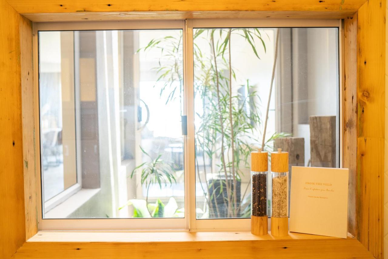 Deja Blue Beachfront Villa, Newly Renovated Langstrand Экстерьер фото