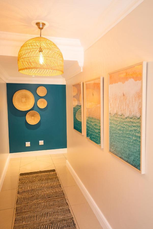 Deja Blue Beachfront Villa, Newly Renovated Langstrand Экстерьер фото