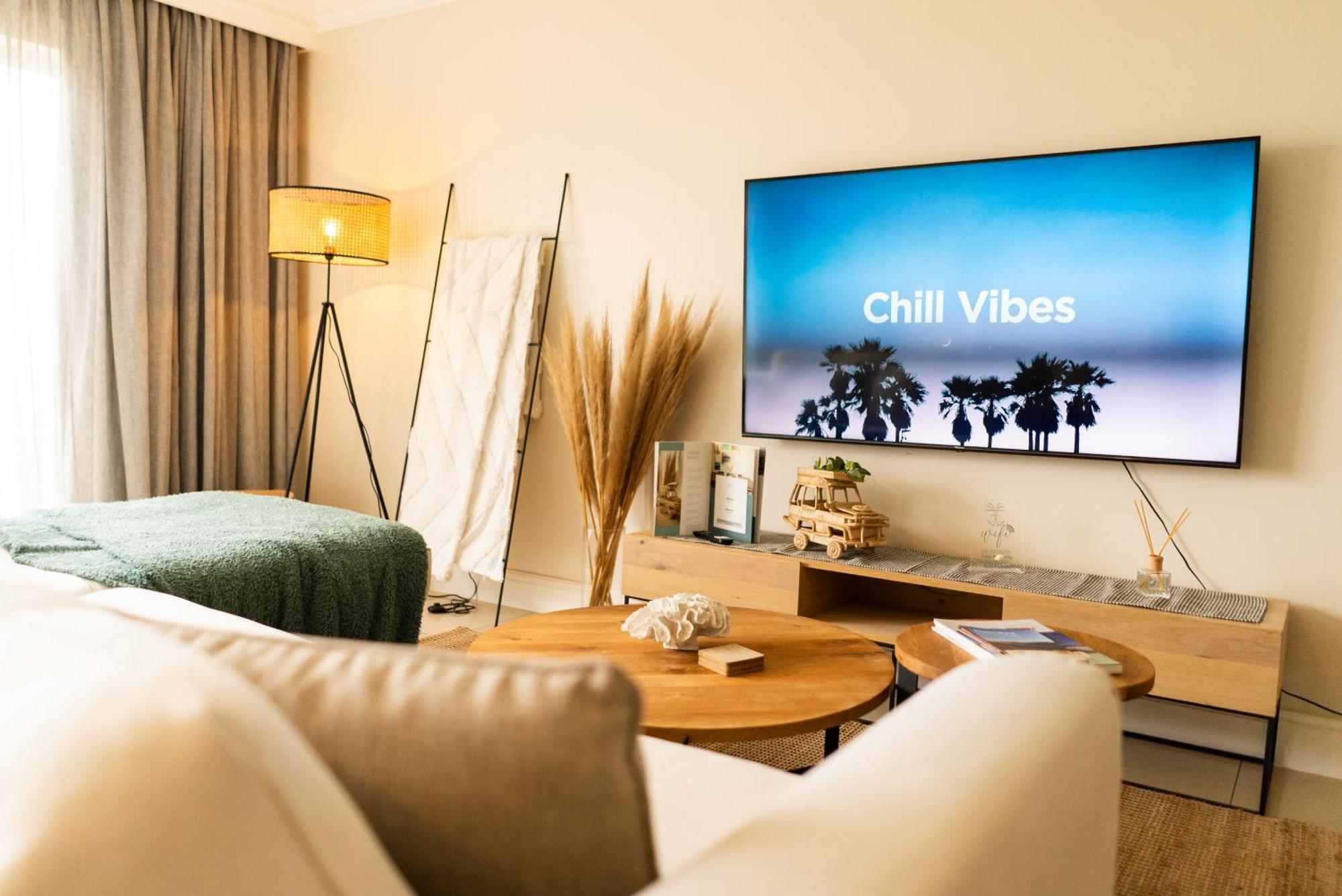 Deja Blue Beachfront Villa, Newly Renovated Langstrand Экстерьер фото
