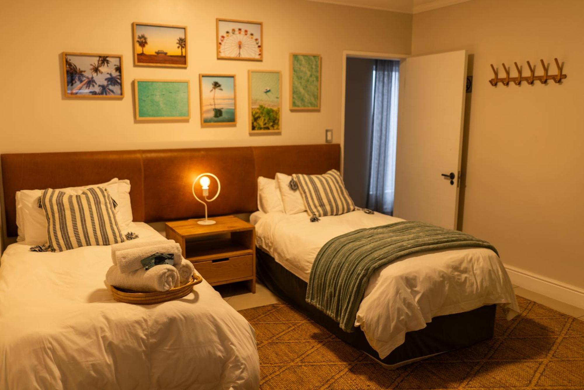 Deja Blue Beachfront Villa, Newly Renovated Langstrand Экстерьер фото